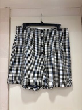 High-Waist Gingham Women’s Shorts - Black/White with Blue Accent Size 42
